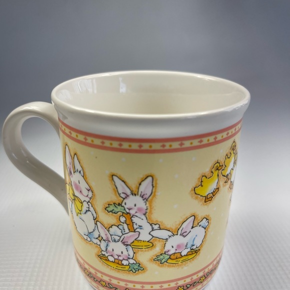 Vintage American Greetings A Grandma Is Love Cats Ducks Bunnies Coffee Tea - Picture 5 of 5